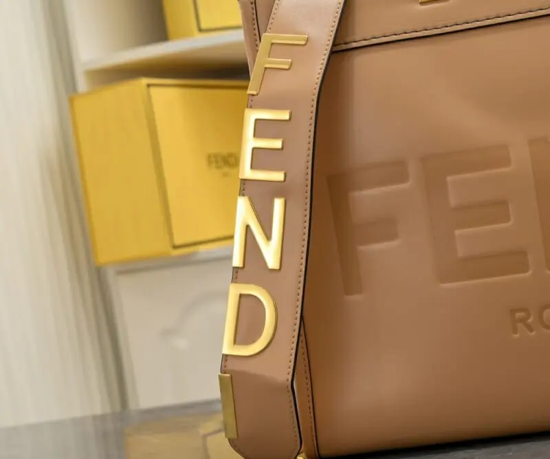 fendi aaa qualite tote-sac a main  pour femme s_11b54141